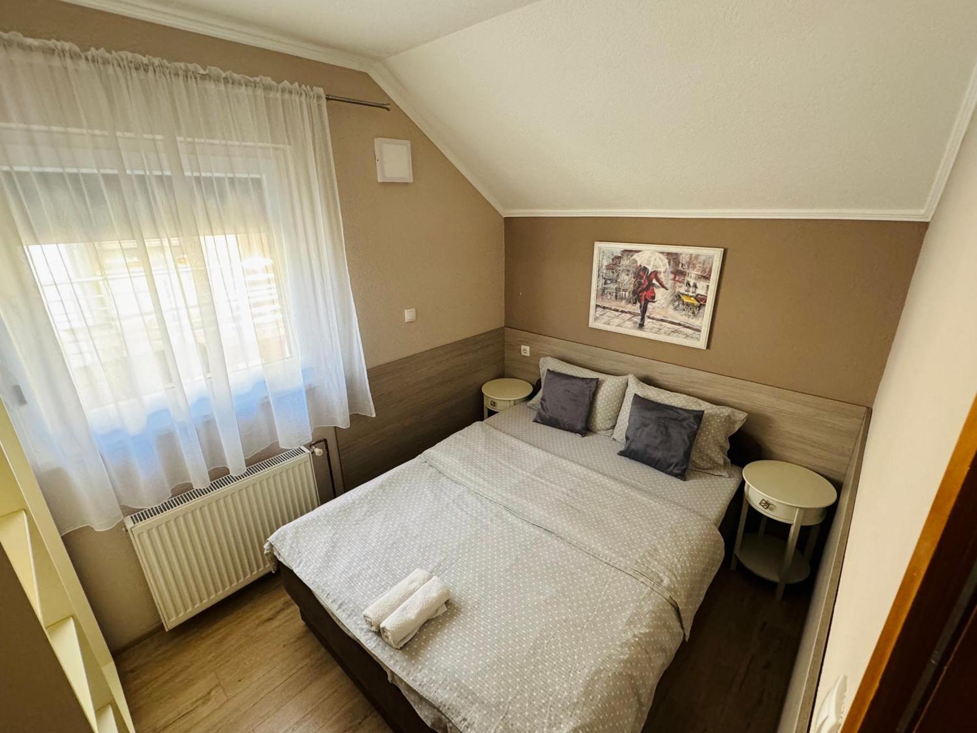 Gradiska Na Savi Apartmani I Sobe Eksteriør bilde