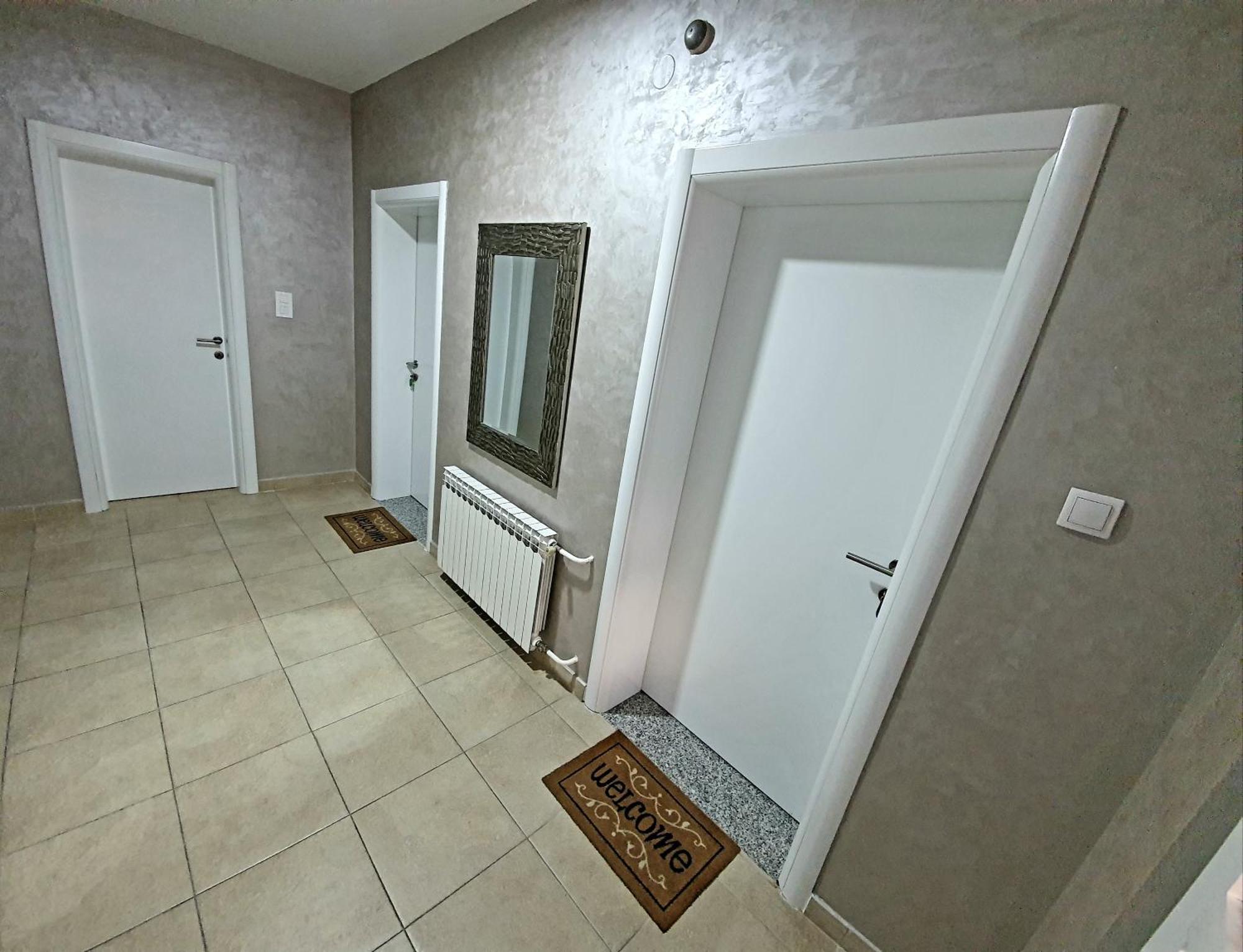 Gradiska Na Savi Apartmani I Sobe Rom bilde