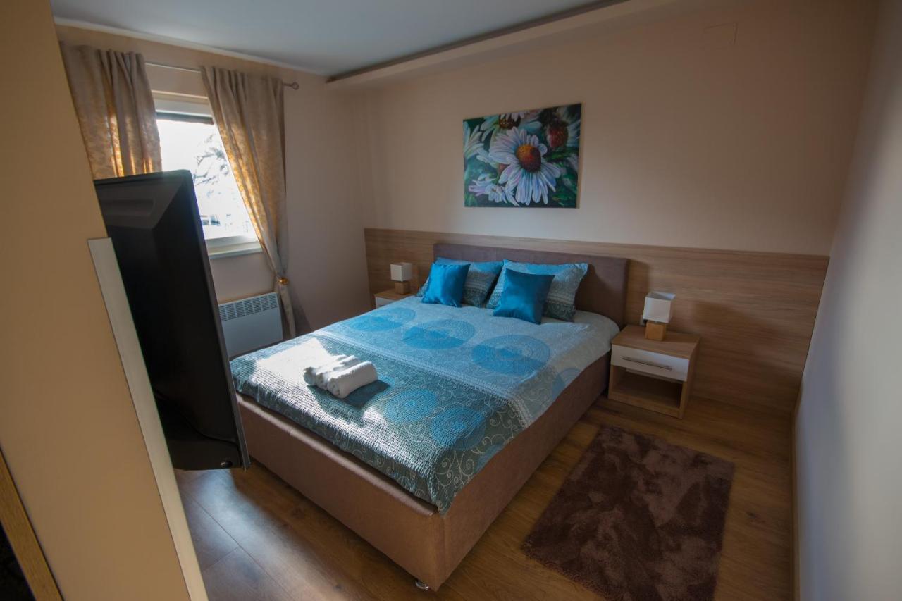 Gradiska Na Savi Apartmani I Sobe Eksteriør bilde